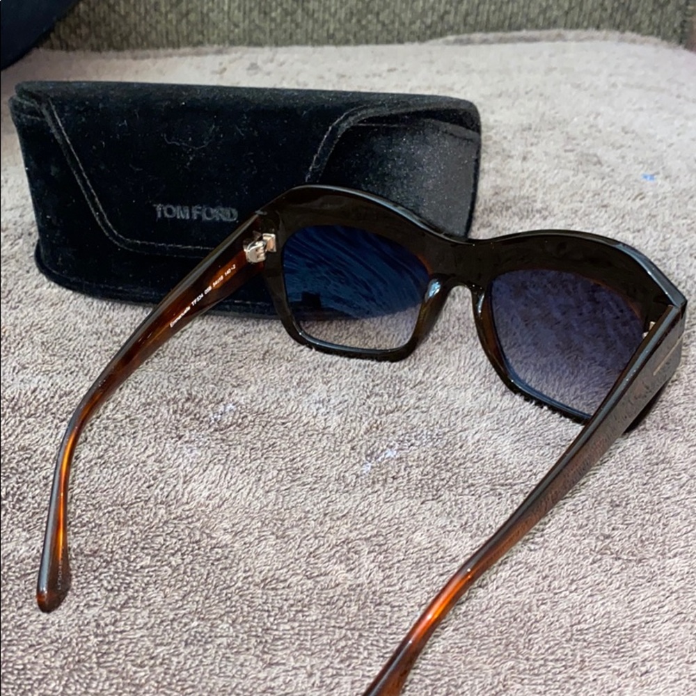 Tom Ford Sunglasses - Picture 5 of 8